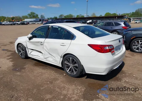 2015 Subaru Legacy 3.6R Limited из США, поврежденный, VIN 4S3BNEN66F3032009